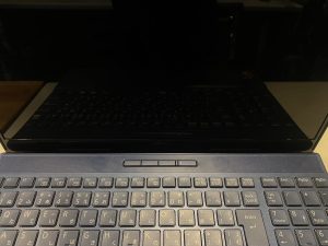 LIFEBOOK AH50/F1　液晶交換