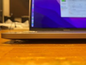 MacBook Pro 15インチ2017年モデル　バッテリー交換